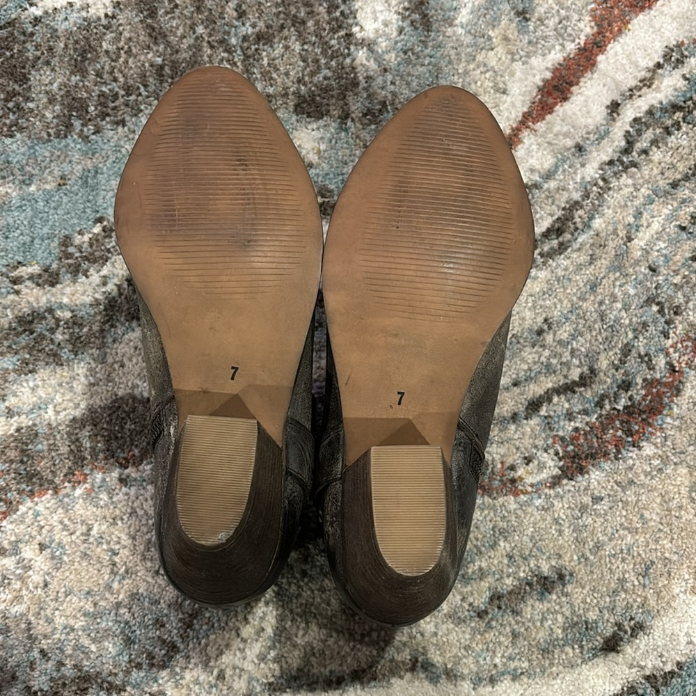Hardly Worn Dibatrue Booties - image 6